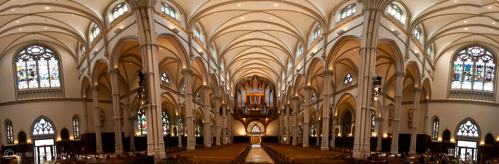 IMAGE: http://mr-bill-photography.smugmug.com/Landscapes/Pittsburgh/St-Patricks-Cathedral-interior/1228352570_DKxDK-XL.jpg